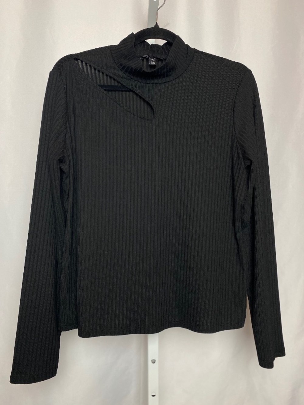 INC Womenʻs Petite Black Ribbed Long Sleeve Mock Neck Top with Cutout PXL